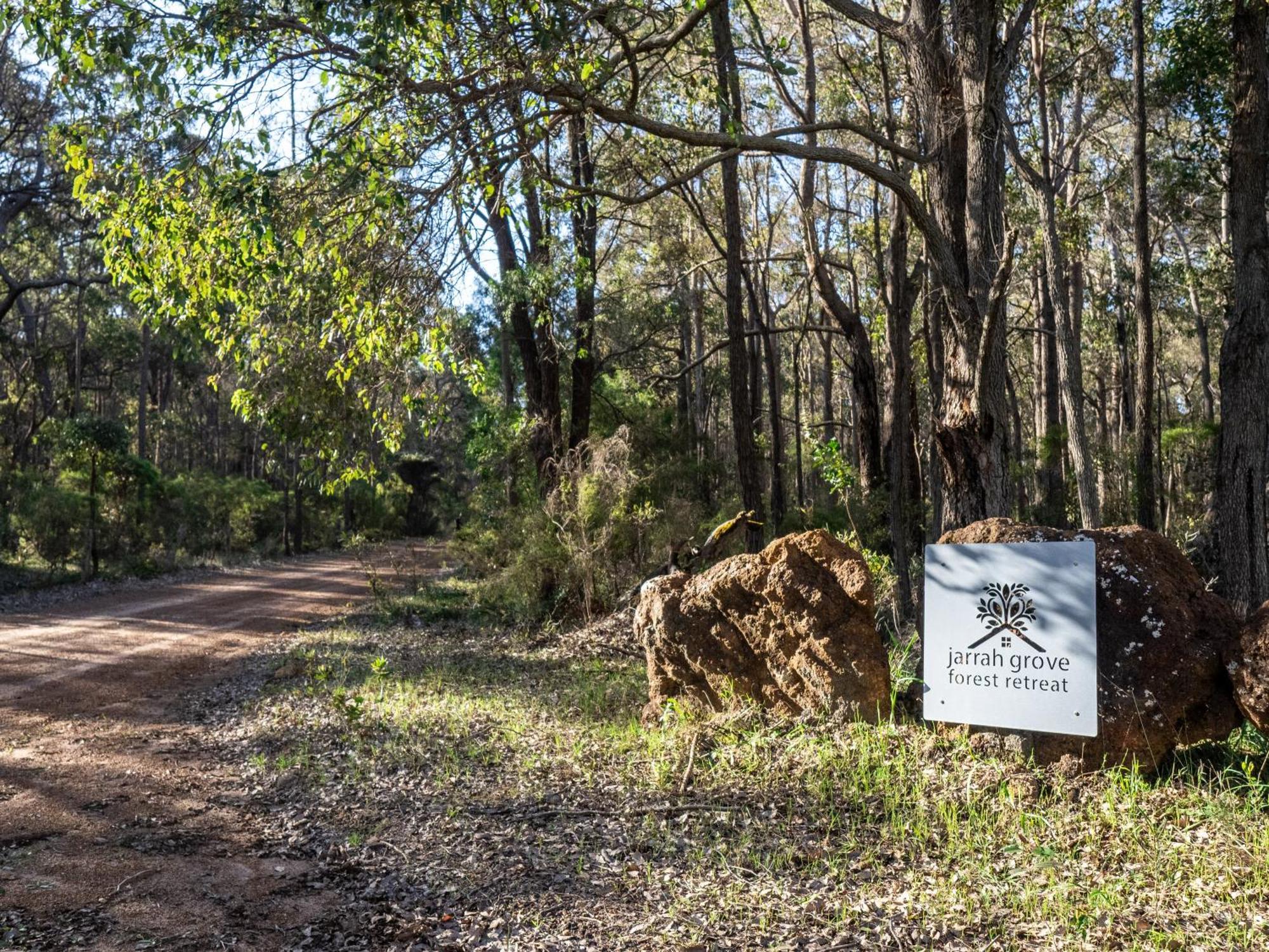 Jarrah Grove Forest Retreat - Adults Only Luxury Chalet Rosa Glen Ngoại thất bức ảnh