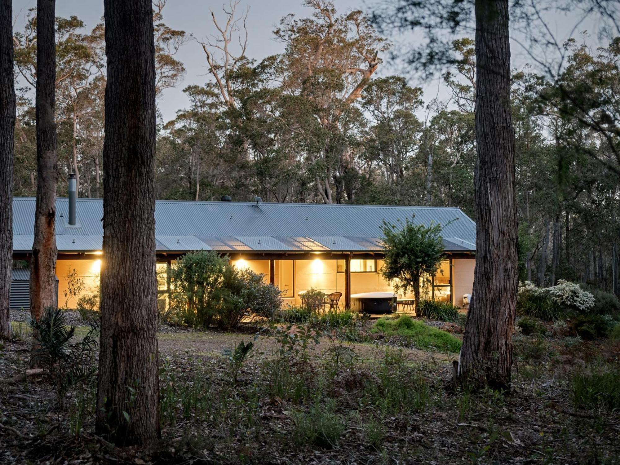 Jarrah Grove Forest Retreat - Adults Only Luxury Chalet Rosa Glen Ngoại thất bức ảnh